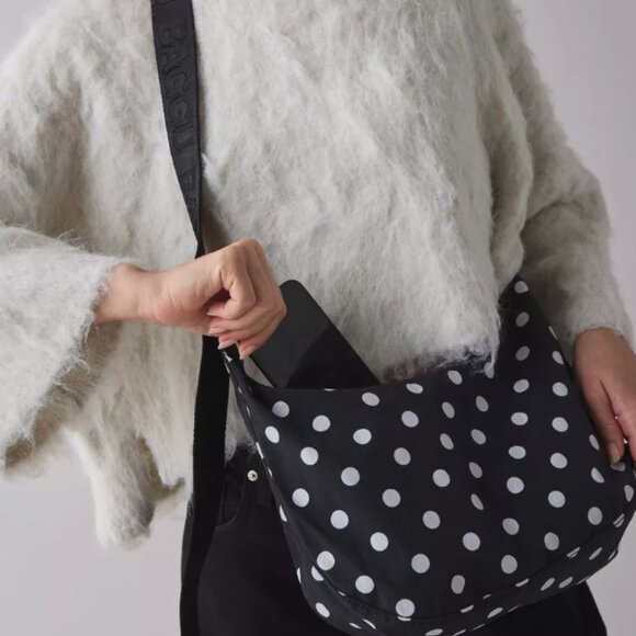 BAGGU Medium Nylon Crescent Bag in Polka Dot Black and White - Picture 2 of 4